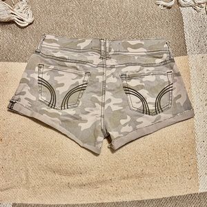 Women’s Hollister Low Rise Camouflage denim shorts.